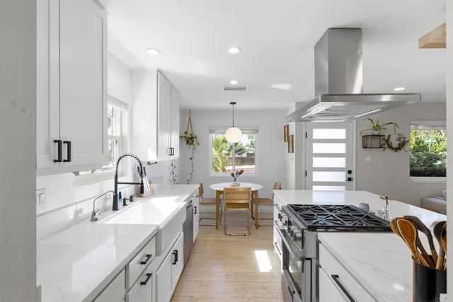 Detail Gallery Image 11 of 47 For 271 Coneflower Street, Encinitas,  CA 92024 - 2 Beds | 2 Baths