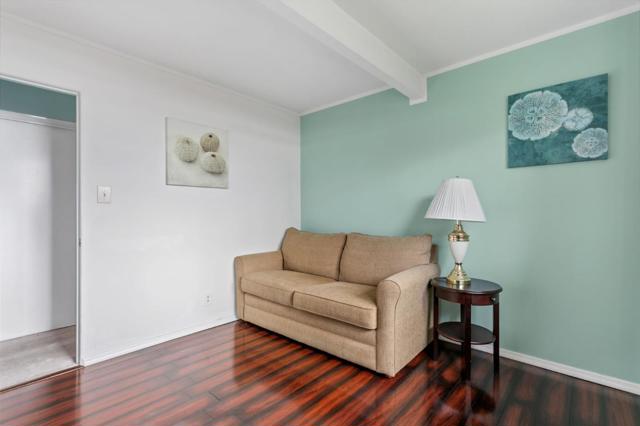 1708 Yorktown Road, San Mateo CA: https://media.crmls.org/mediaz/287c1792-329f-405e-8286-91607738ea79.jpg