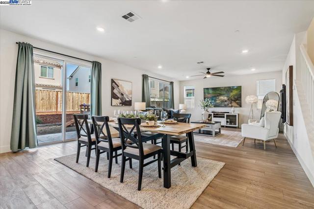 5360 Trimonti Cir, Antioch CA: https://media.crmls.org/mediaz/287c6dc3-04e5-43df-9d8e-8a862872ac13.jpg