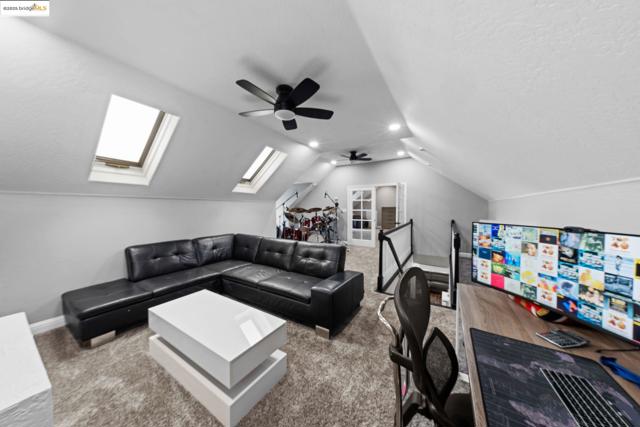 51 Cunha Ct, Oakley CA: https://media.crmls.org/mediaz/287cba52-bd5b-4ebe-aeee-1889f6fd3976.jpg