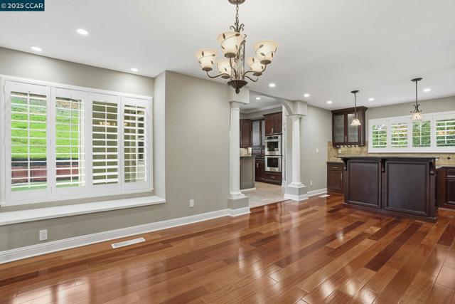 3025 Sunflower Dr, Antioch CA: https://media.crmls.org/mediaz/287cbd14-dd00-464e-a0b9-1ef1c810826c.jpg