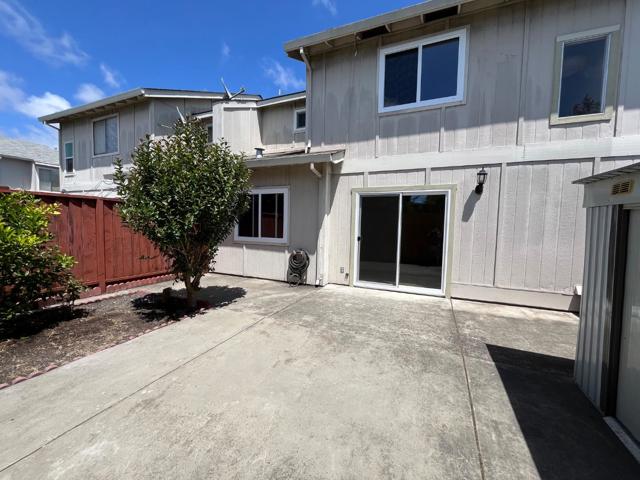 1037 Evans Court, Hayward CA: https://media.crmls.org/mediaz/287d86d8-a9cc-4274-b9b1-3fbba0aae044.jpg