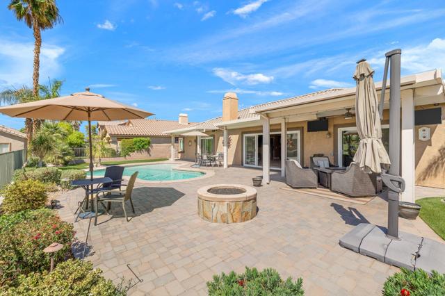 45553 Meadow Lake Drive, Indio CA: https://media.crmls.org/mediaz/287e3718-ae9e-40ee-b751-333ccb8865b5.jpg
