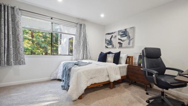 39029 Guardino Drive, Fremont CA: https://media.crmls.org/mediaz/288011e0-b0ea-46eb-b372-c67dacac2cb9.jpg