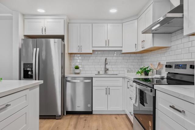496 W Charleston Road, Palo Alto CA: https://media.crmls.org/mediaz/28809556-4aea-419e-85d9-54fdb4f6ef29.jpg
