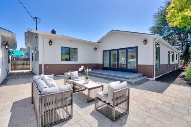 827 S Idaho Street, San Mateo CA: https://media.crmls.org/mediaz/28812c6d-3d4b-4204-8808-a60c98457376.jpg