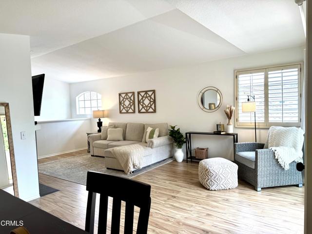 Detail Gallery Image 5 of 30 For 2184 Blackberry Cir, Oxnard,  CA 93036 - 2 Beds | 2 Baths