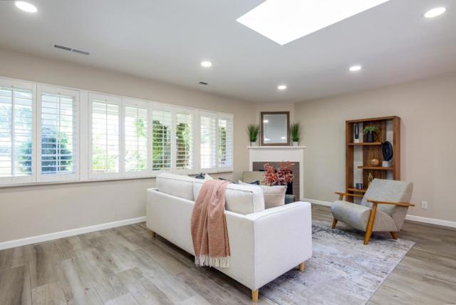2023 Valparaiso Avenue, Menlo Park CA: https://media.crmls.org/mediaz/288357d7-8ffc-41ce-8194-8210f85b28f9.jpg