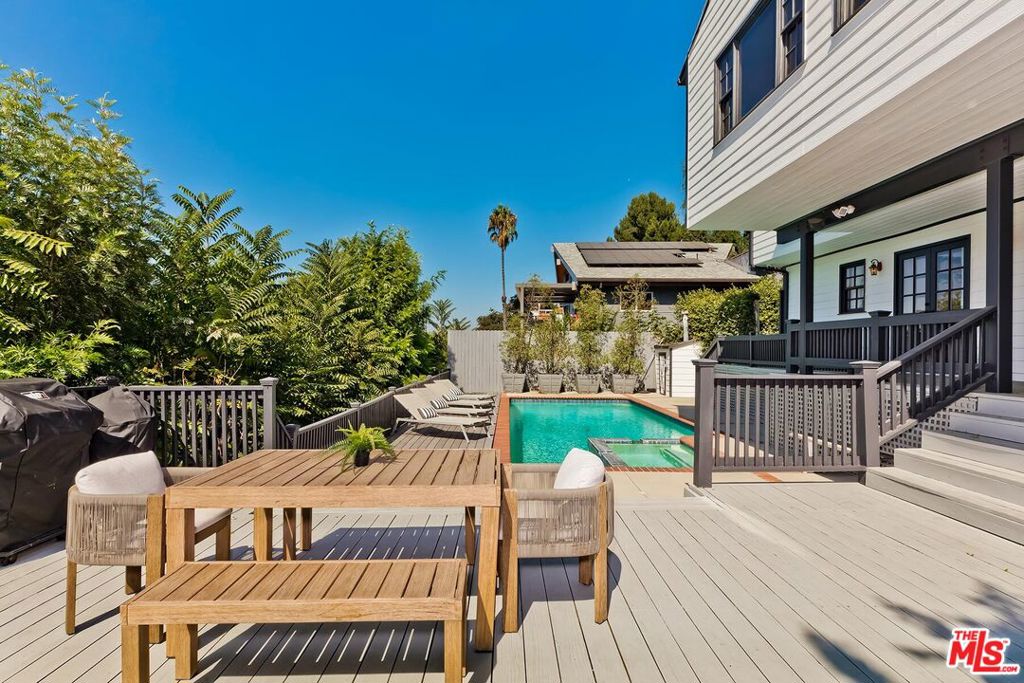 3983 Sunswept DriveStudio City img 22
