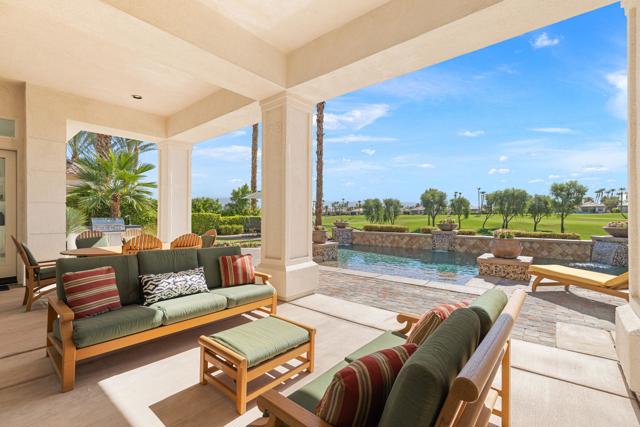 51464 Marbella Court, La Quinta CA: https://media.crmls.org/mediaz/28839409-6d82-43ce-889f-86bdf4f9c93c.jpg