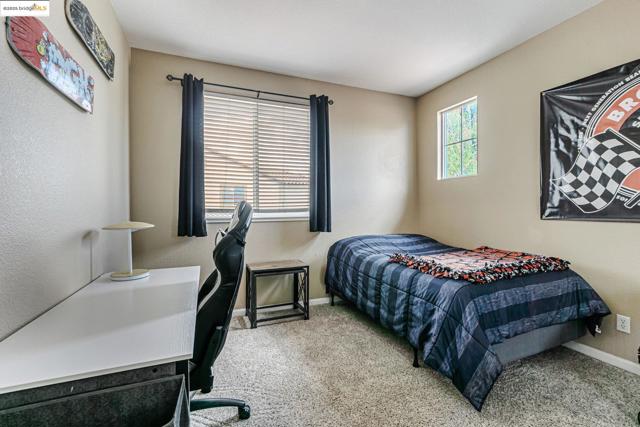 2480 Stanford Way, Antioch CA: https://media.crmls.org/mediaz/2883fe82-1183-4b04-bf0c-1b21bd78564c.jpg