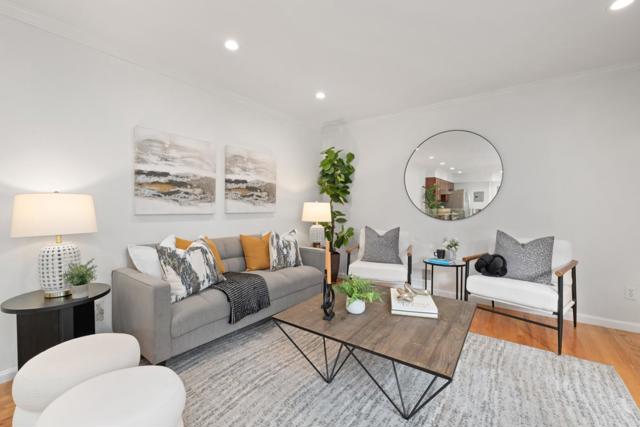 818 30th Avenue, San Francisco CA: https://media.crmls.org/mediaz/2884495c-9d2d-4294-8f3a-209e91e9c727.jpg