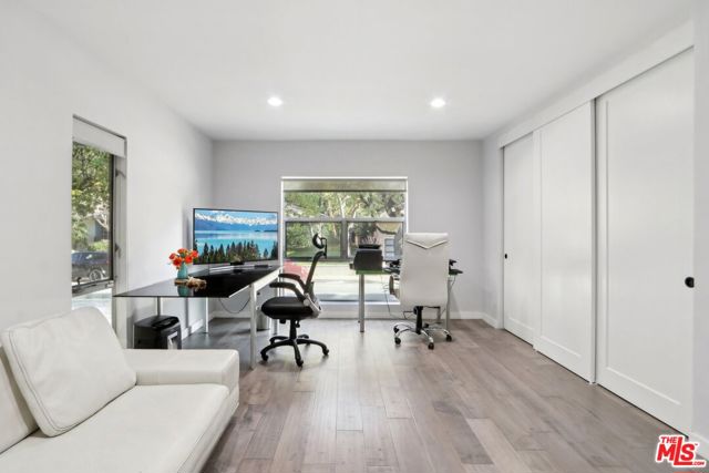 15539 Hamner Drive, Los Angeles CA: https://media.crmls.org/mediaz/288512fe-97a1-4f90-b9e0-7ef0354845c9.jpg