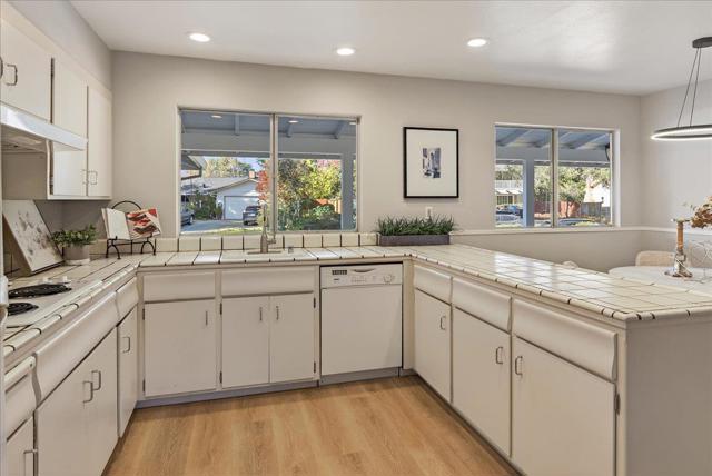 12150 KRISTY Lane, Saratoga CA: https://media.crmls.org/mediaz/2885a2e3-0a29-48db-9f7d-a856da07de4c.jpg