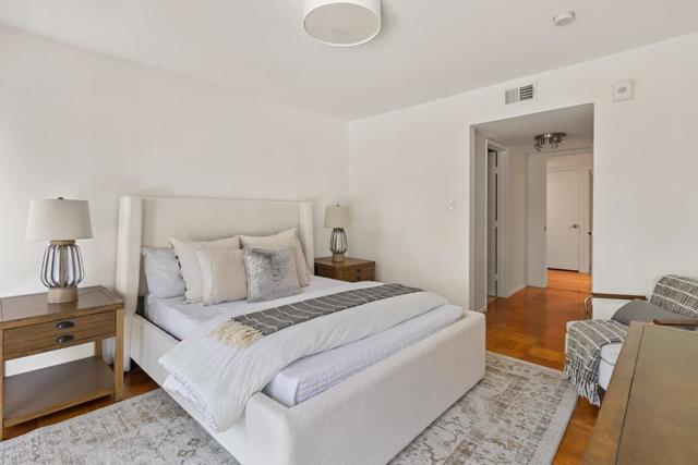 2121 Laguna Street, San Francisco CA: https://media.crmls.org/mediaz/288615c5-7753-4ca6-ab1f-3aa1235a5ee3.jpg