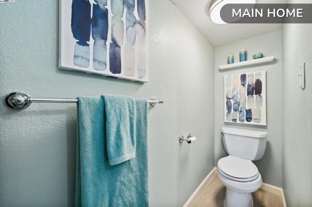 507 Maple St, Livermore CA: https://media.crmls.org/mediaz/288655e6-9795-4399-9cee-a0ee2c48f446.jpg