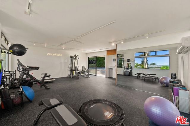 Drew Fenton | 27553 Pacific Coast Highway Malibu CA | MLS: 7493798