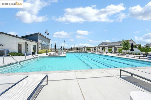 2291 Revival Lane, Rio Vista CA: https://media.crmls.org/mediaz/288858df-615d-413d-b097-58e8da0bc94a.jpg