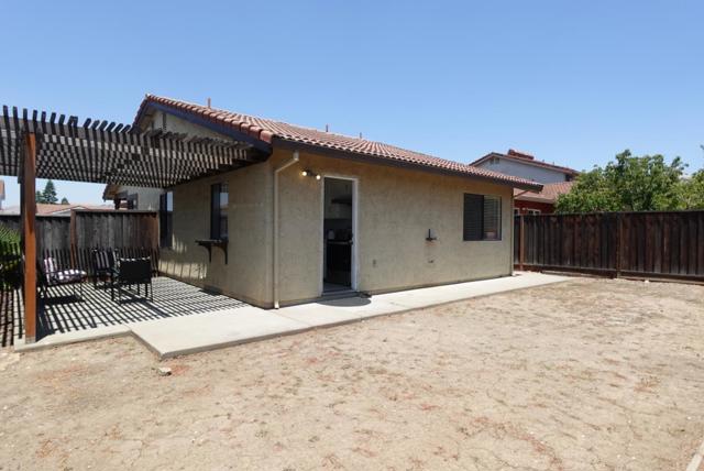 2886 Damico Drive, San Jose CA: https://media.crmls.org/mediaz/28895284-f08b-4181-9f15-81a689fd3015.jpg