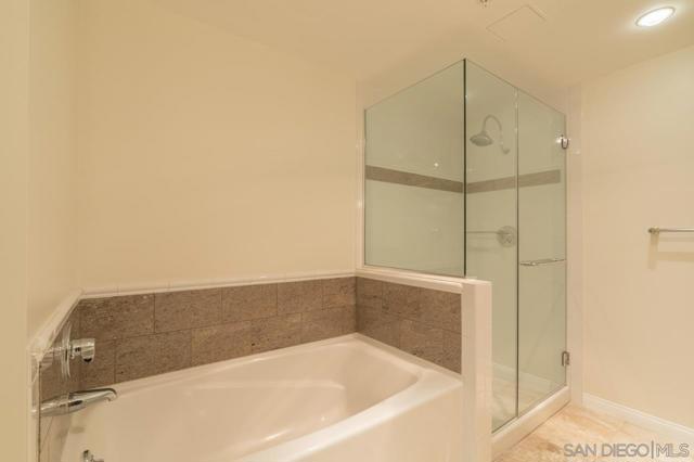 510 1st Ave, San Diego CA: https://media.crmls.org/mediaz/28897a7f-3613-4c09-980c-31e6a9d96505.jpg