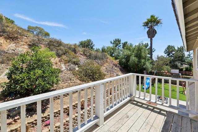 9233 Lethbridge Way, San Diego CA: https://media.crmls.org/mediaz/2889b48a-1c57-4d68-9bbc-b6cc3fc11bb4.jpg