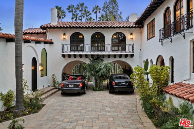 9451 Sunset Boulevard photo 22
