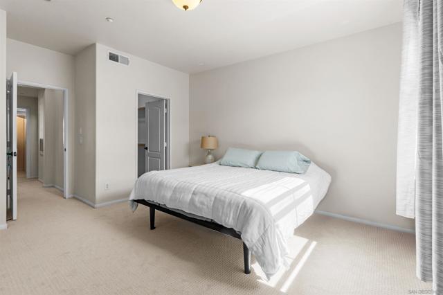 17071 Calle Trevino, San Diego CA: https://media.crmls.org/mediaz/288ccaa4-d588-40b5-ab91-b913eff27c70.jpg