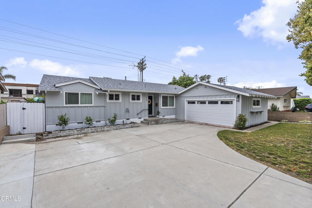 5490 Hunter Street, Ventura CA: https://media.crmls.org/mediaz/288dec13-b953-4efd-a5e7-5e55fb7e5011.jpg