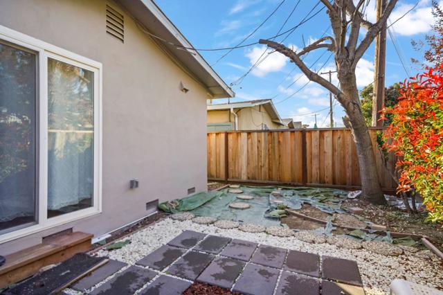 2421 Karen Drive, Santa Clara CA: https://media.crmls.org/mediaz/288dfb9d-f2f9-4b3f-bc79-d338ecb5172d.jpg