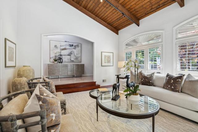 3003 Canyon Road, Burlingame CA: https://media.crmls.org/mediaz/288f3749-713e-4e3a-9de8-e6b6e6722930.jpg
