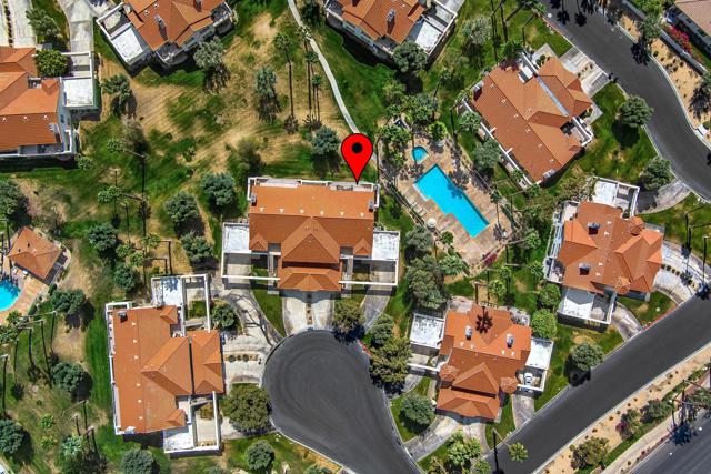 618 Vista Lago N Circle, Palm Desert CA: https://media.crmls.org/mediaz/288f4b0c-51b0-49da-914d-3dc67e9e2f25.jpg