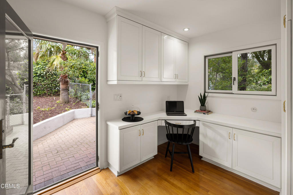 375 Berkshire Avenue La Canada Flintridge img 43