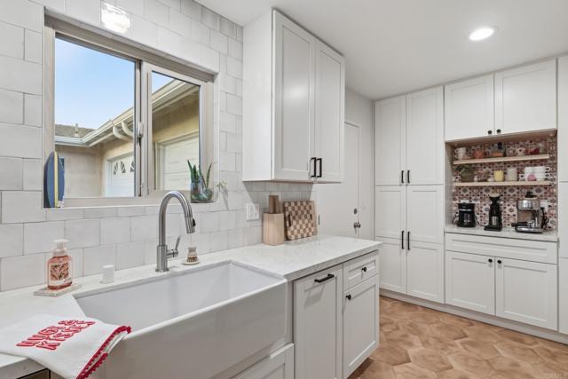 Detail Gallery Image 11 of 39 For 102 Magdalena Dr, Oceanside,  CA 92057 - 2 Beds | 1 Baths