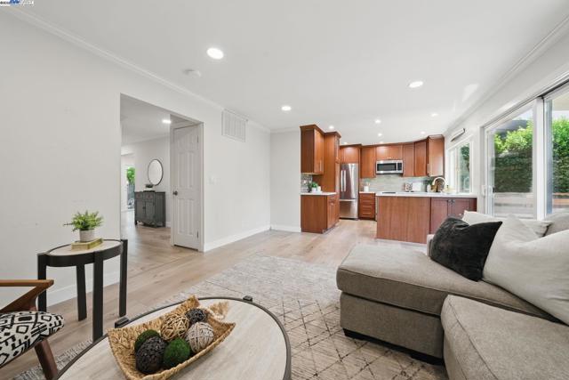 2387 Gomes Rd, Fremont CA: https://media.crmls.org/mediaz/2890d8bf-8b95-4a85-a3e5-2a5ec0414a0a.jpg