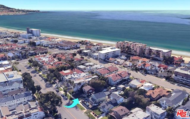 713 Broadway, Redondo Beach, California 90277, 3 Bedrooms Bedrooms, ,2 BathroomsBathrooms,Residential,Sold,Broadway,25617063