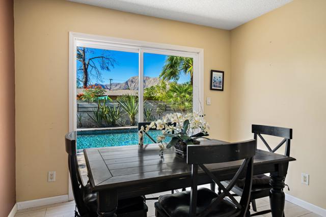 69895 Papaya Lane, Cathedral City CA: https://media.crmls.org/mediaz/28933594-5660-4671-b9c5-51ffab4a4d70.jpg