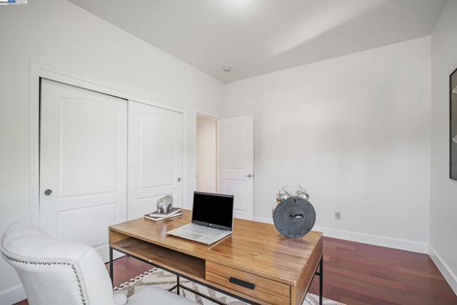744 Bodega Ct, Fremont CA: https://media.crmls.org/mediaz/28933eb4-7ab8-4774-afc6-20d13c375dd5.jpg