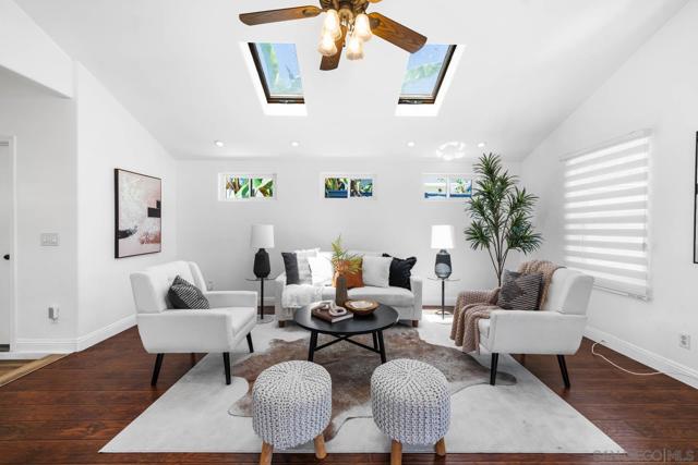 516 Bonito Avenue, Imperial Beach CA: https://media.crmls.org/mediaz/2893730e-9dbc-4184-b3fb-7d518e33a0aa.jpg