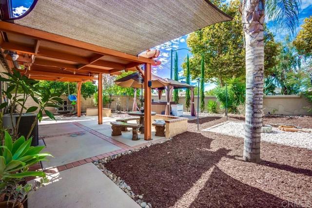 39685 ALMANSA, Murrieta CA: https://media.crmls.org/mediaz/28948dda-db3e-425a-ae74-e5c982cd4c6d.jpg