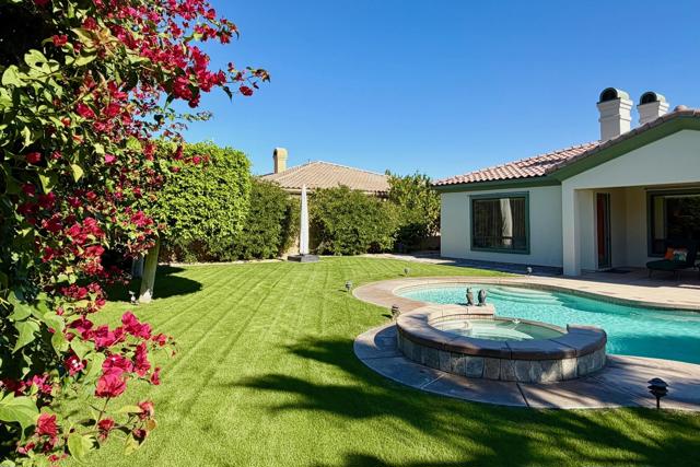 35373 Vista Montana Court, Cathedral City CA: https://media.crmls.org/mediaz/289510a9-ac00-4b16-9ff6-43d3f3f807bc.jpg