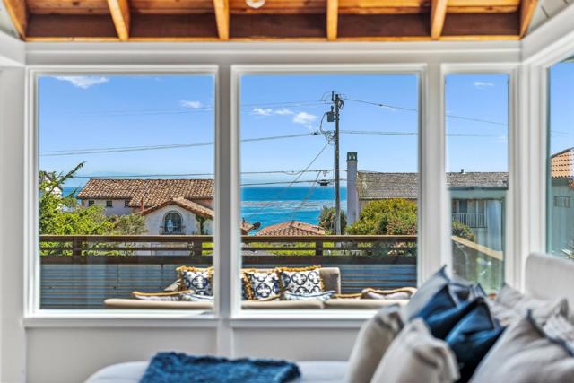 22956 E Cliff Drive, Santa Cruz CA: https://media.crmls.org/mediaz/2895912b-e053-4876-9280-7b1c96ebd090.jpg