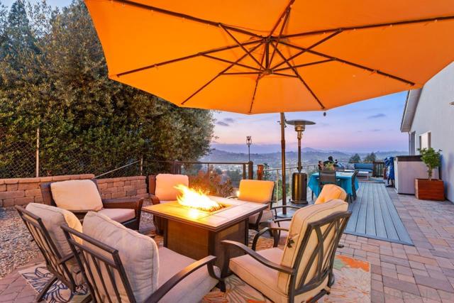 9420 Crest Drive, Spring Valley CA: https://media.crmls.org/mediaz/28961fc8-537c-49ae-b60e-307cc686558c.jpg