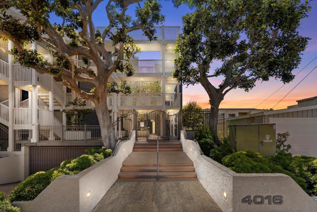 4016 Gresham St, San Diego CA: https://media.crmls.org/mediaz/2896d32e-c2f5-4e67-b4f2-7193c26cd416.jpg