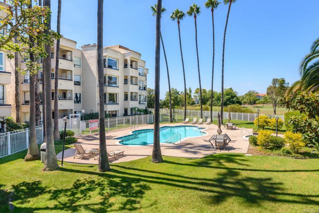 Detail Gallery Image 29 of 32 For 12142 Royal Birkdale Row F, San Diego,  CA 92128 - 2 Beds | 2 Baths