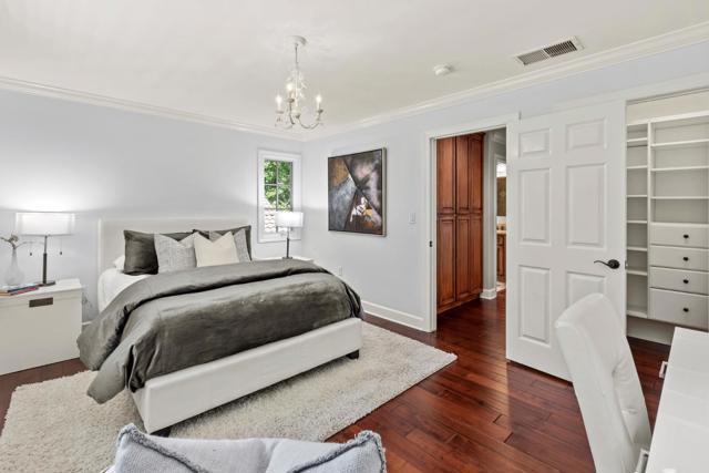 158 Seminary Drive, Menlo Park CA: https://media.crmls.org/mediaz/289adfb5-6df0-4f85-9839-0e889e5f665f.jpg
