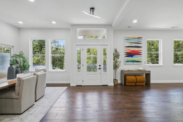 6868 Moore Drive, Oakland CA: https://media.crmls.org/mediaz/289b7c32-2bc5-4e77-85d9-ca653edcc2a4.jpg