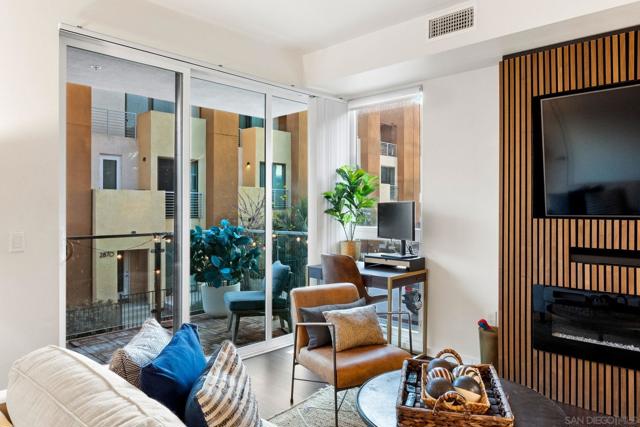 2875 B Street, San Diego CA: https://media.crmls.org/mediaz/289b8da2-68f2-4ac3-9755-b5b8dd6f5a27.jpg