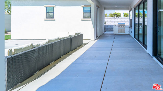 75601 Montage, Palm Desert CA: https://media.crmls.org/mediaz/289b9024-ef84-490f-b3c1-e931757e2235.jpg