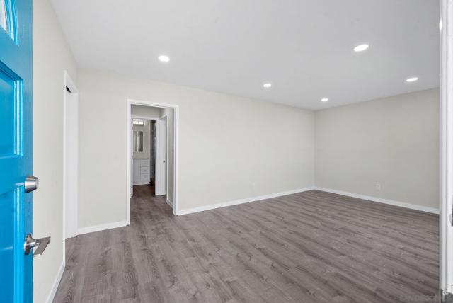 4646 48 Cherokee Avenue, San Diego CA: https://media.crmls.org/mediaz/289bf932-431a-40ac-9790-2e63df34a7b9.jpg