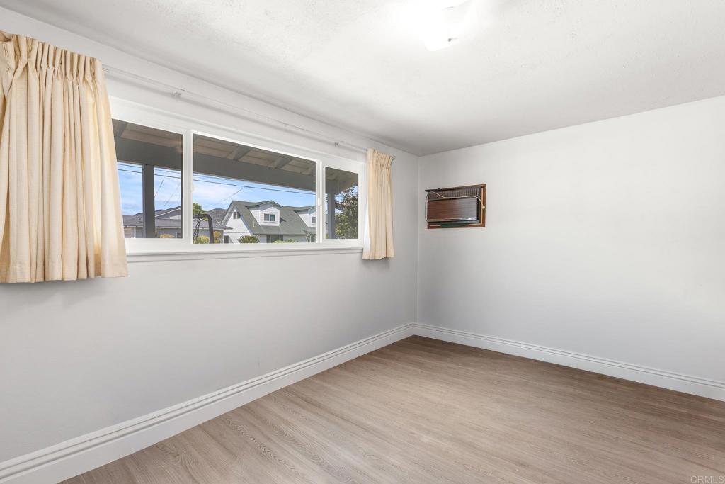 643 Hillward St. - photo 8